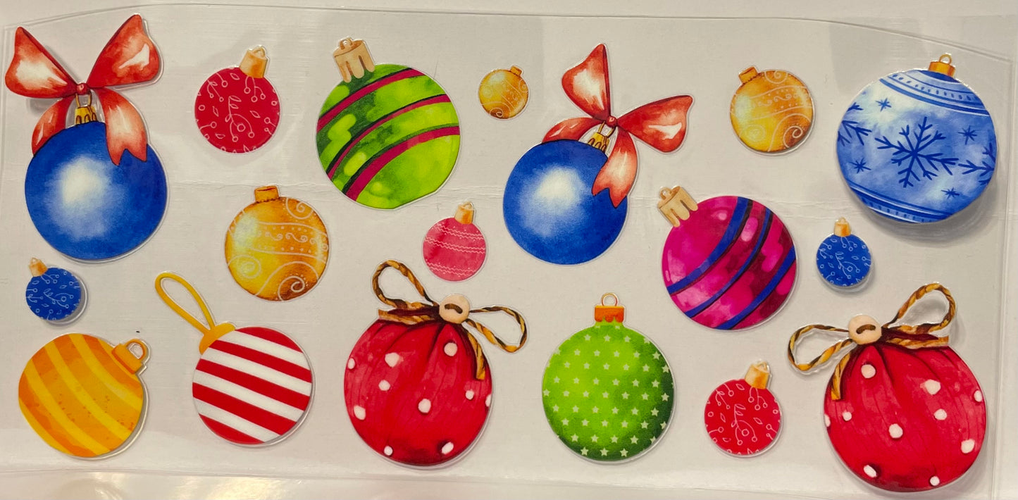 C32 - Colorful Ornaments