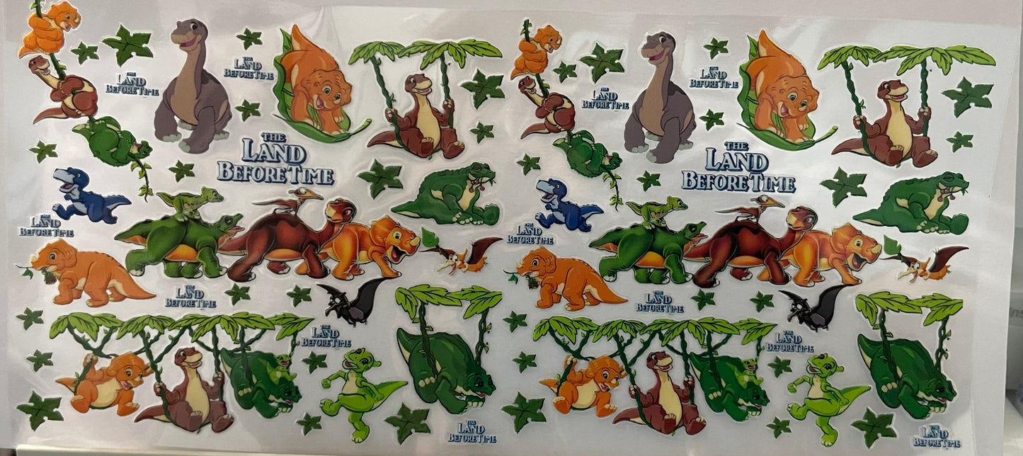 Land Before Time 02 - Dinosaurs in jungle