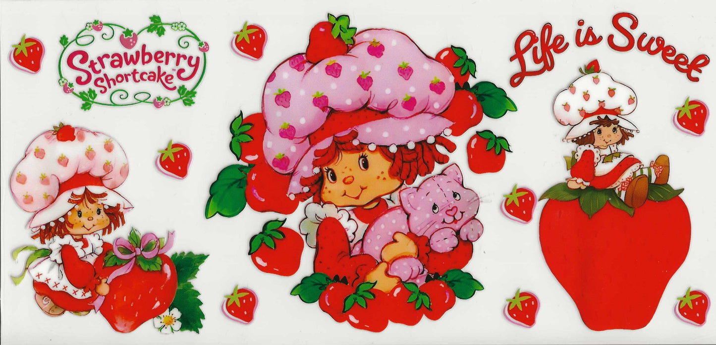 Strawberry Shortcake 07 - Holding a cat