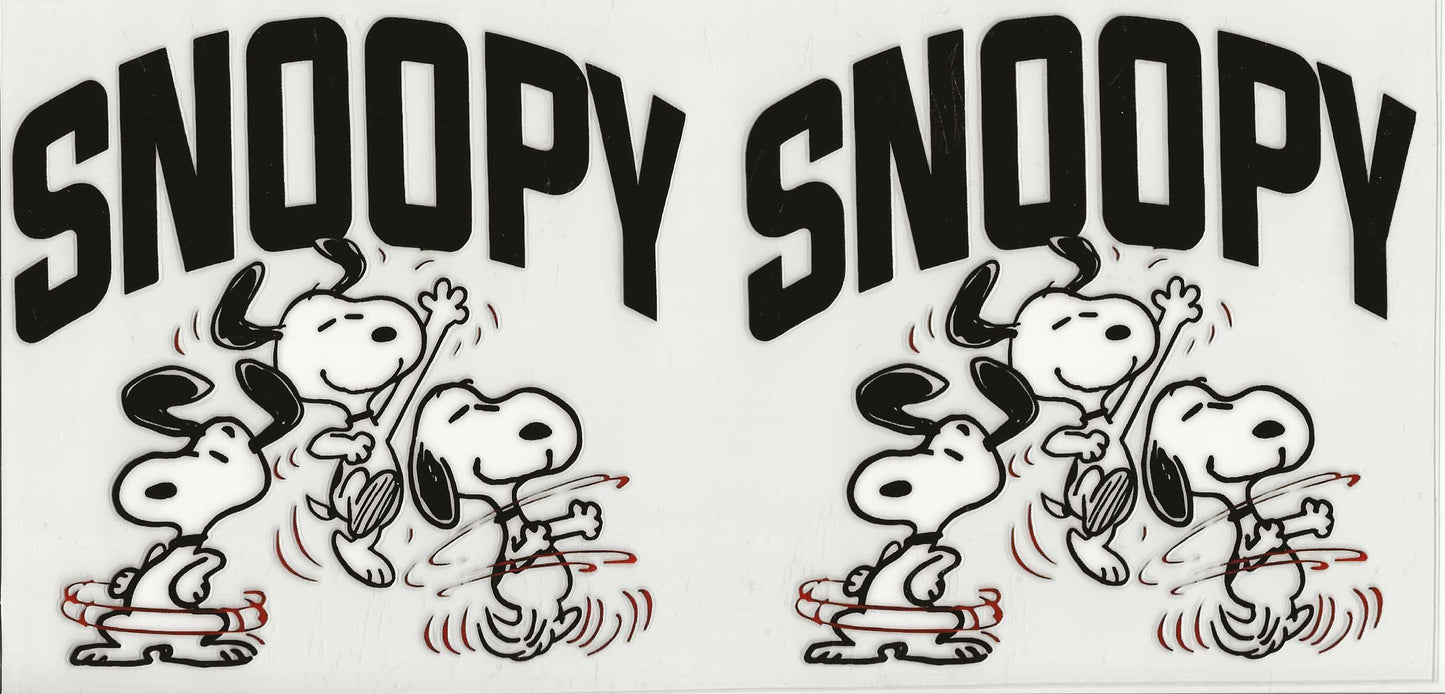 Snoopy 07 - Snoopy dancing